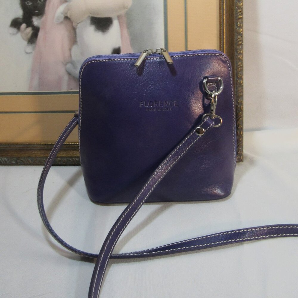 ITALIAN LEATHER  BAG. PURSE, VIOLET COLOR, BACK POCKET, EXCEL COND - Picture 2 of 16